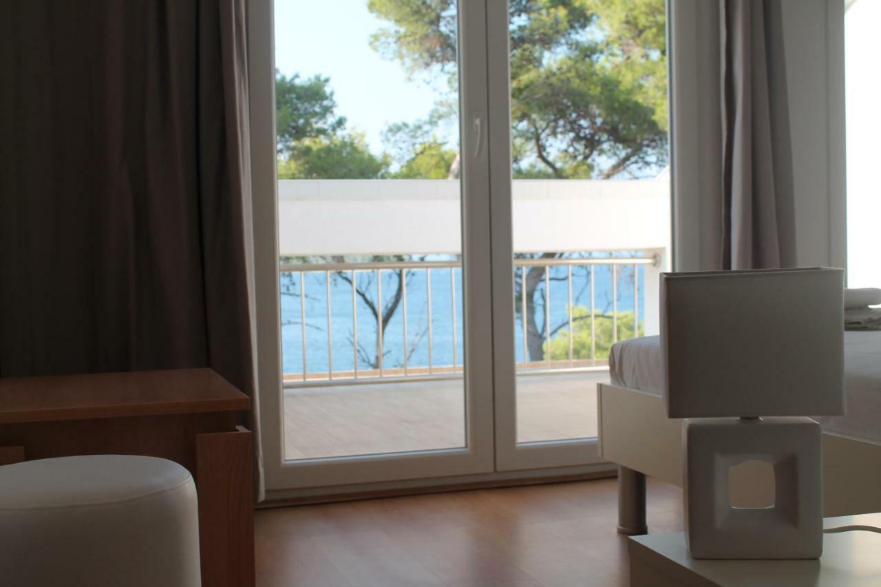 Covahouse * Jelsa (Hvar)